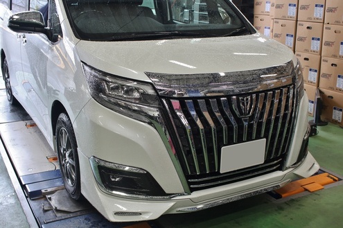 エスクァイア に RAYS ベルサス ヴォウジェ 18インチ！！ | 相模原店